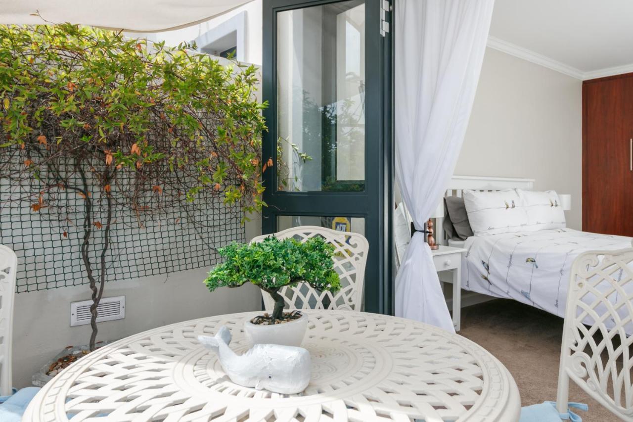 Blue Moon Apartments Knysna Eksteriør billede